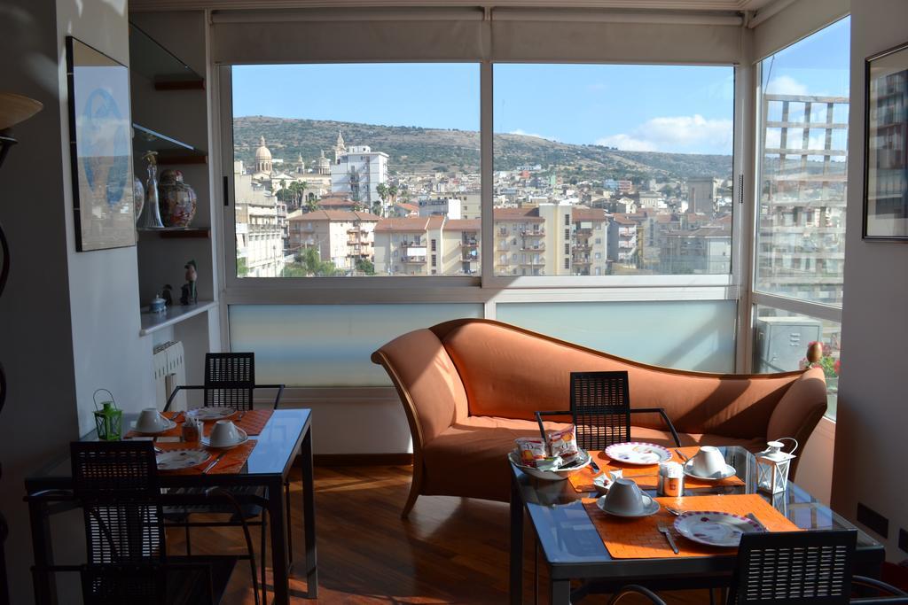 Super Attico B&B Comiso Exterior photo